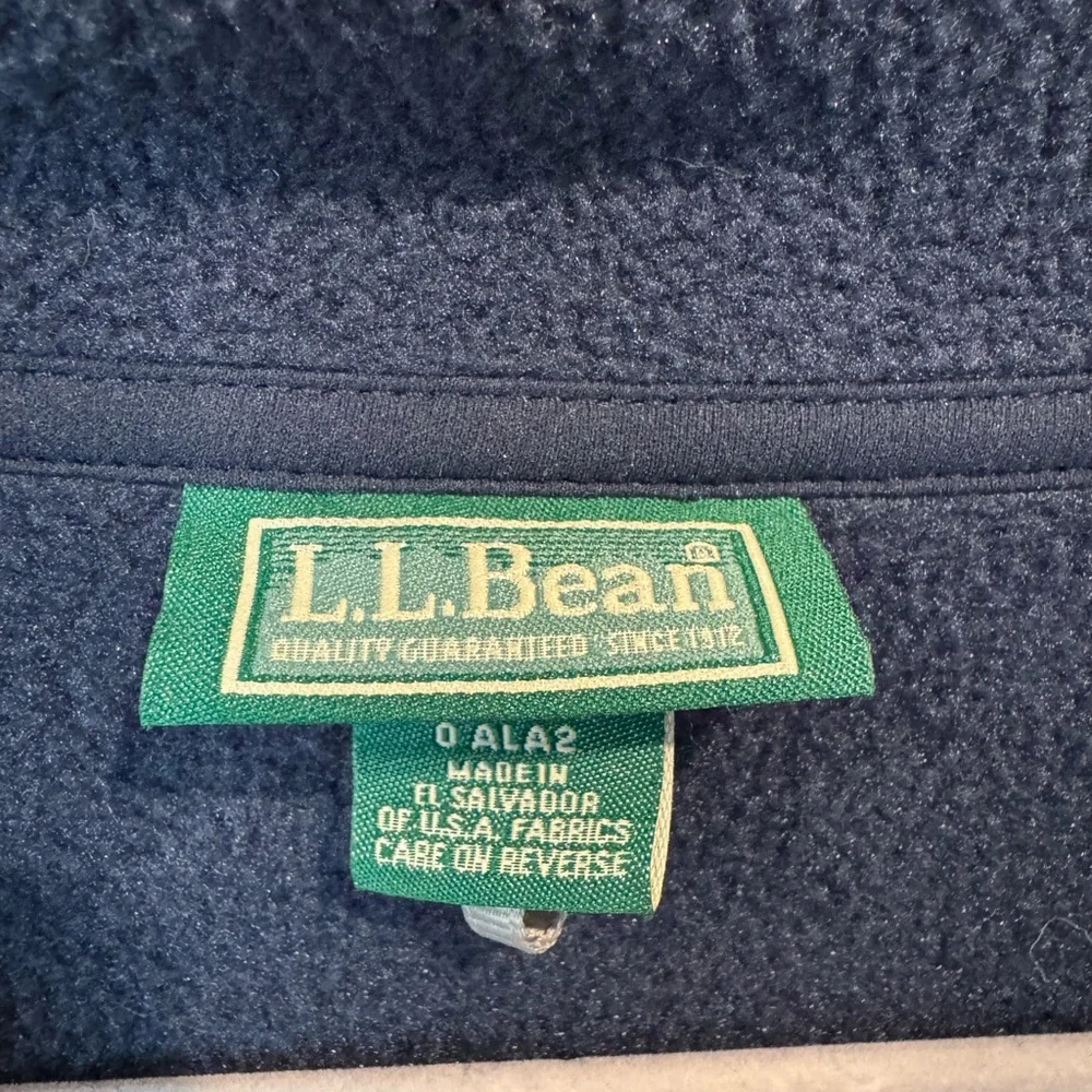L.L. Bean Men's Large Navy Fleece Jacket - Picture 3 of 12